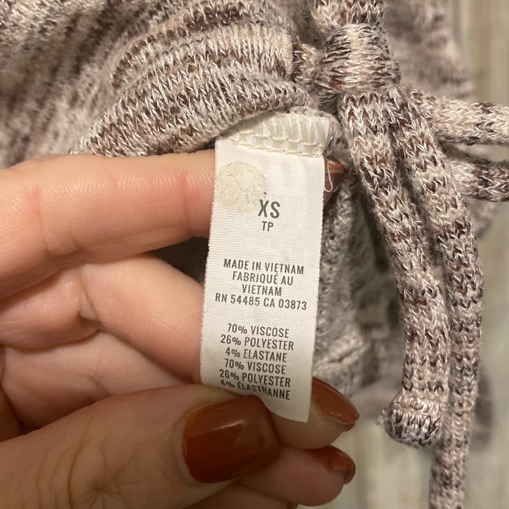 Aerie Earthy around Neck Knit Long sleeve drawcord waist sweater | XS - Picture 8 of 11